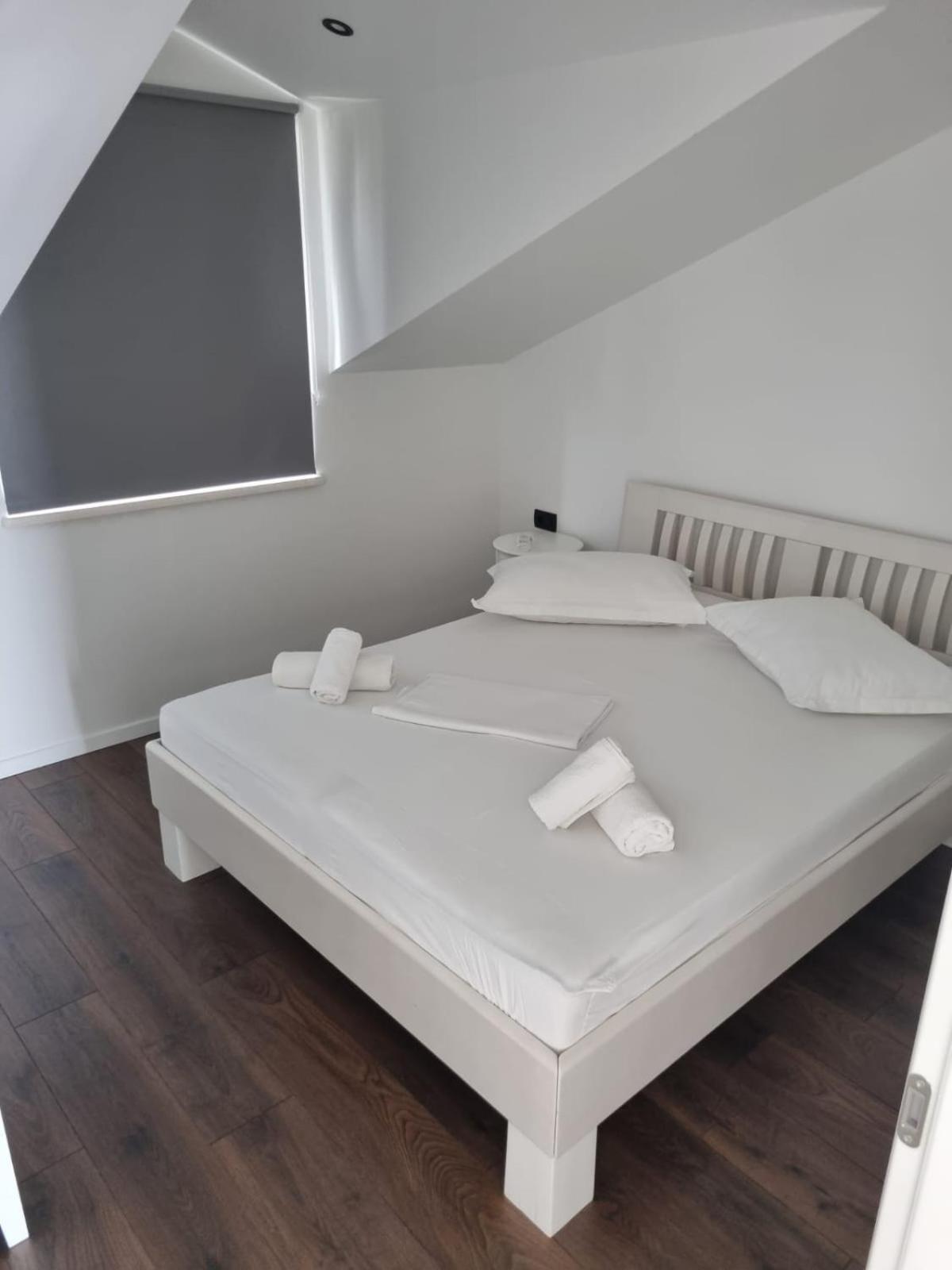 Superior Apartments Luka Bol Dış mekan fotoğraf