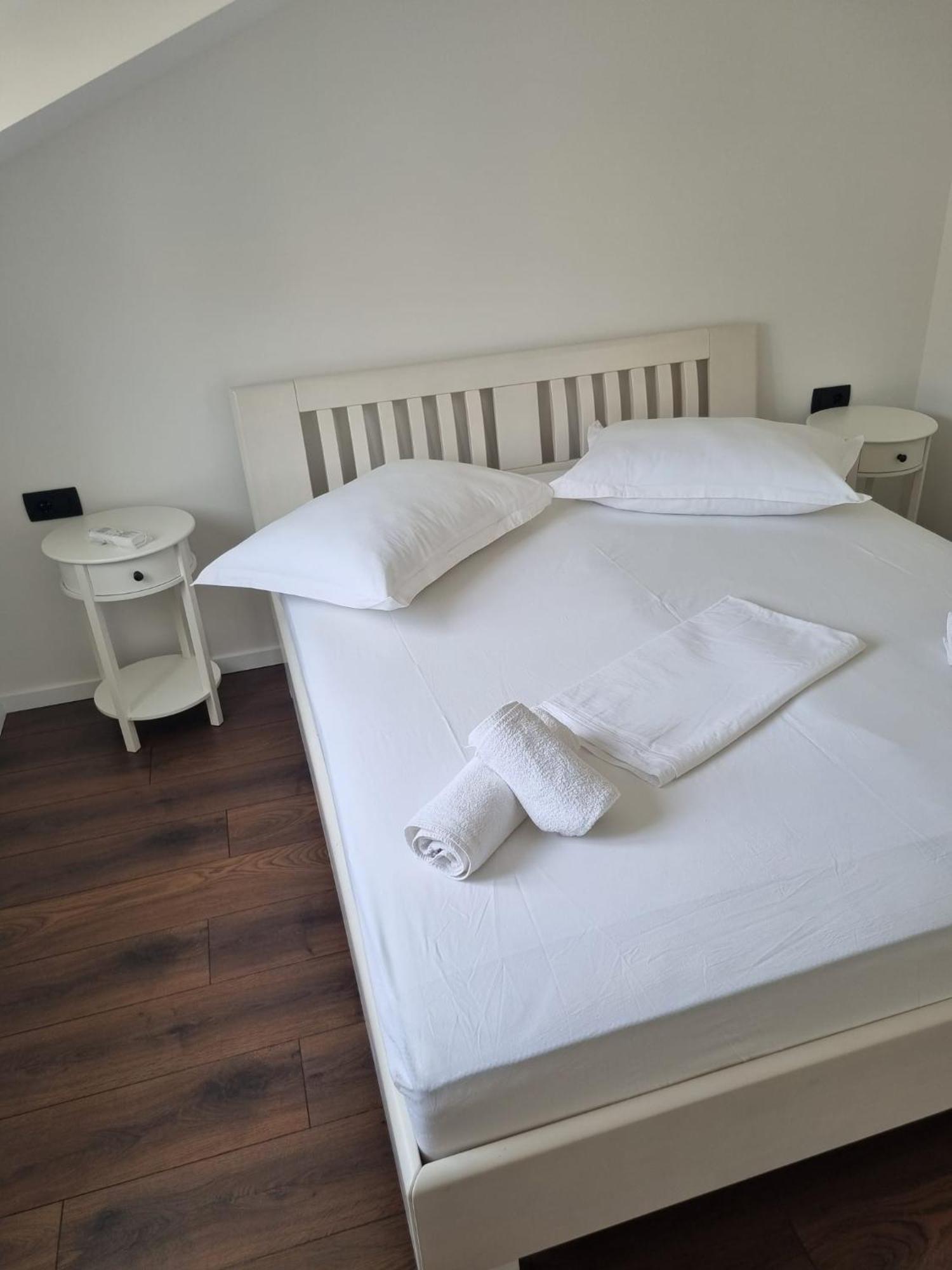 Superior Apartments Luka Bol Dış mekan fotoğraf